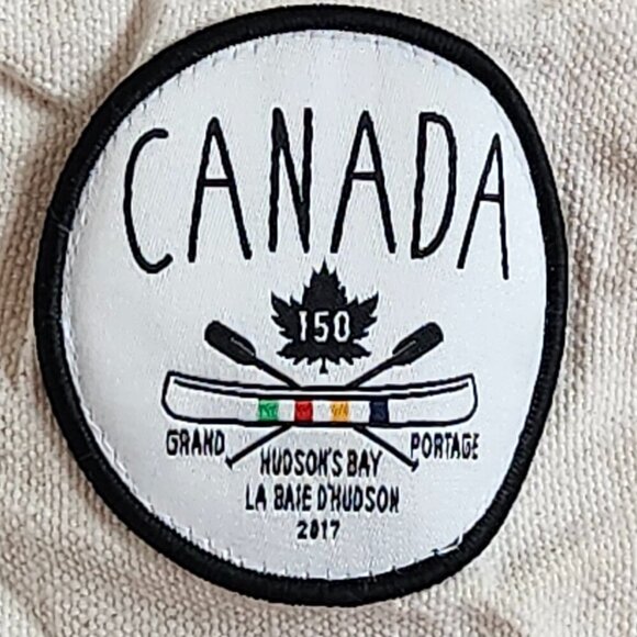 2017 Hudson's Bay Company Grand Portage Patch ADVENTURER Bag Drawstring 💚❤️💛💙 - Picture 3 of 3